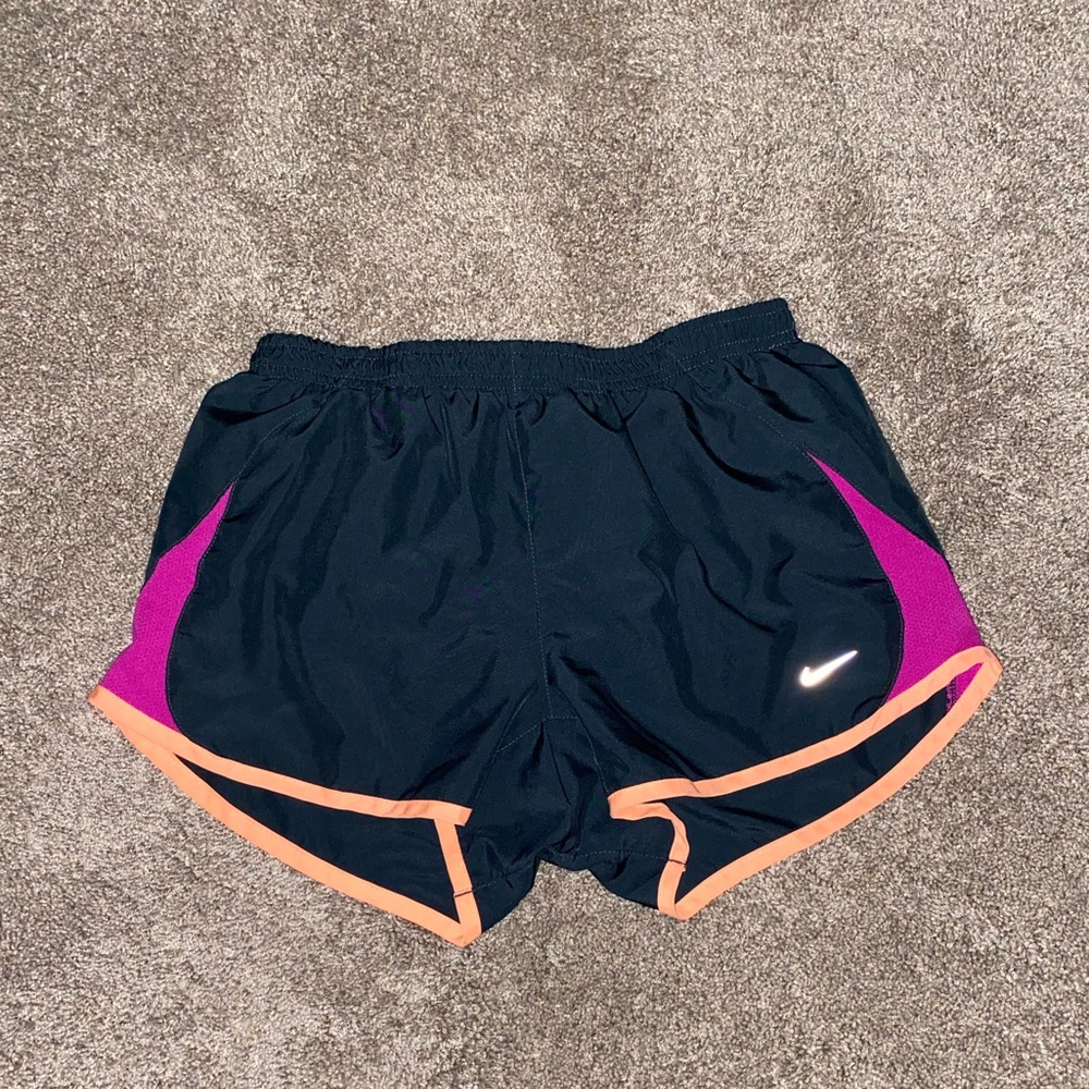 Grey Nike shorts